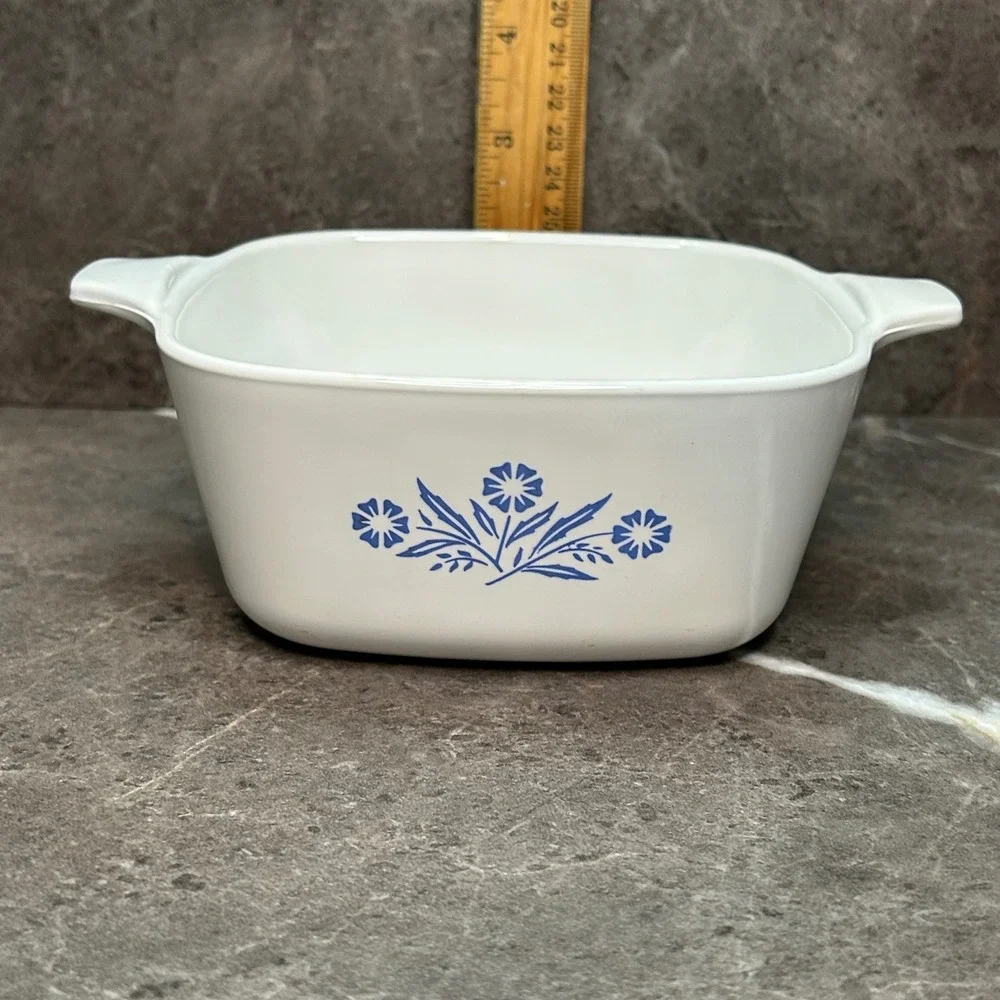 Corning Ware Blue Cornflower P-43-B 22 oz Square Casserole Dish Vintage USA